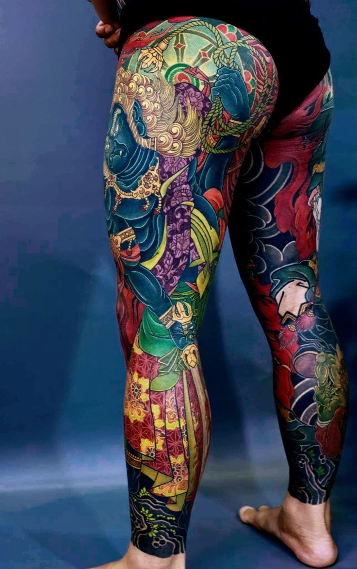 mẫu tattoo văn hóa nhật cổ trên chân