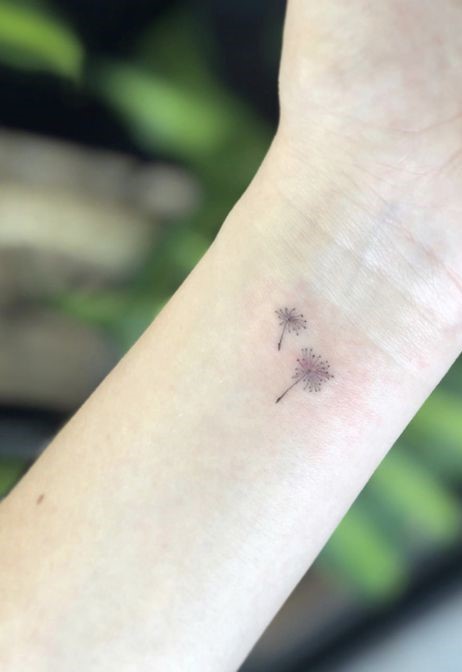 100 hình xăm bồ công anh mini ở tay và ở vai cực dễ thương - Genztattoo