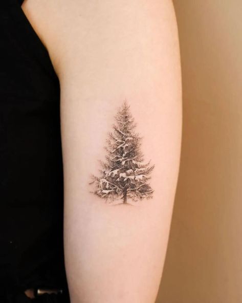 mẫu tattoo cây thông mini cho nữ cực đẹp