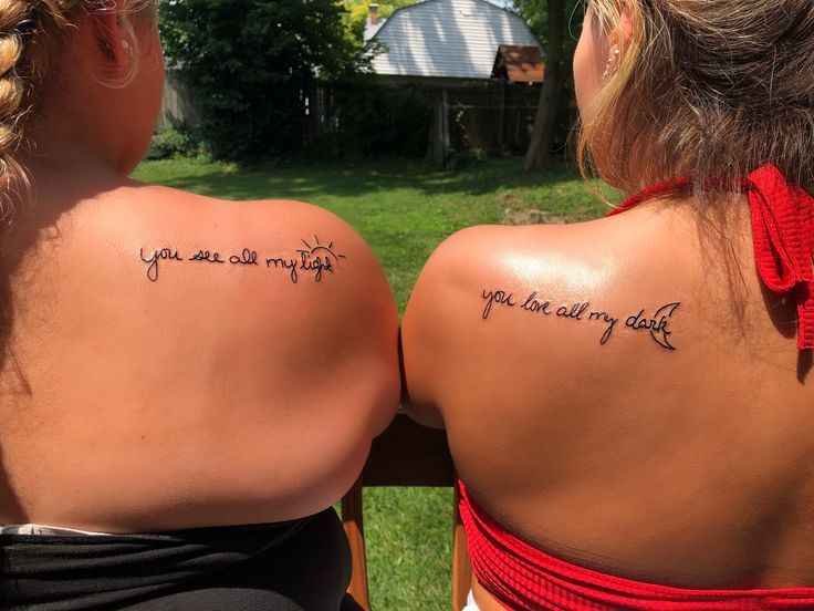 Mẫu hình xăm ở bả vai dành cho cặp đôi mẫu tattoo chữ trên bả vai cho đôi bạn