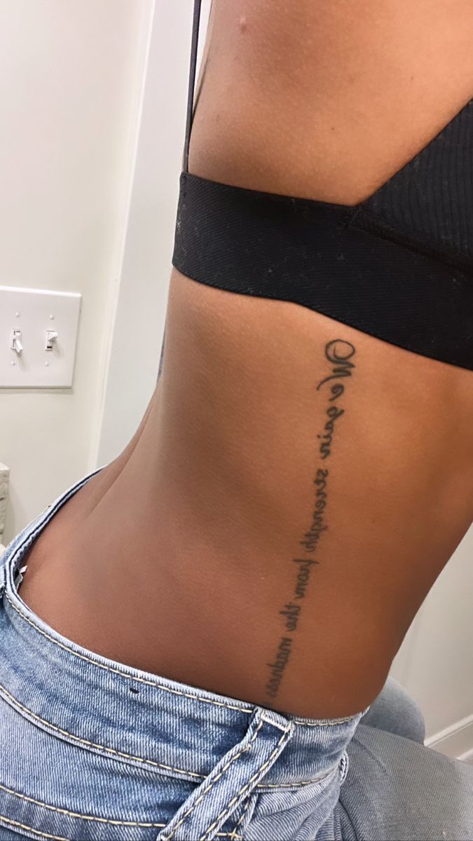 Gợi ý 777+ hình xăm chữ dọc độc đáo và ấn tượng - Genztattoo