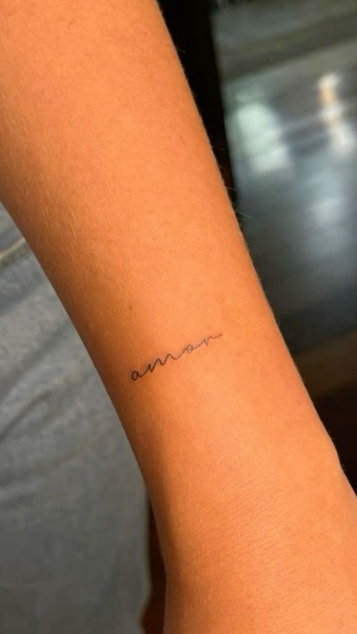 Top 555+ hình xăm chữ ở tay độc đáo và ấn tượng - Genztattoo