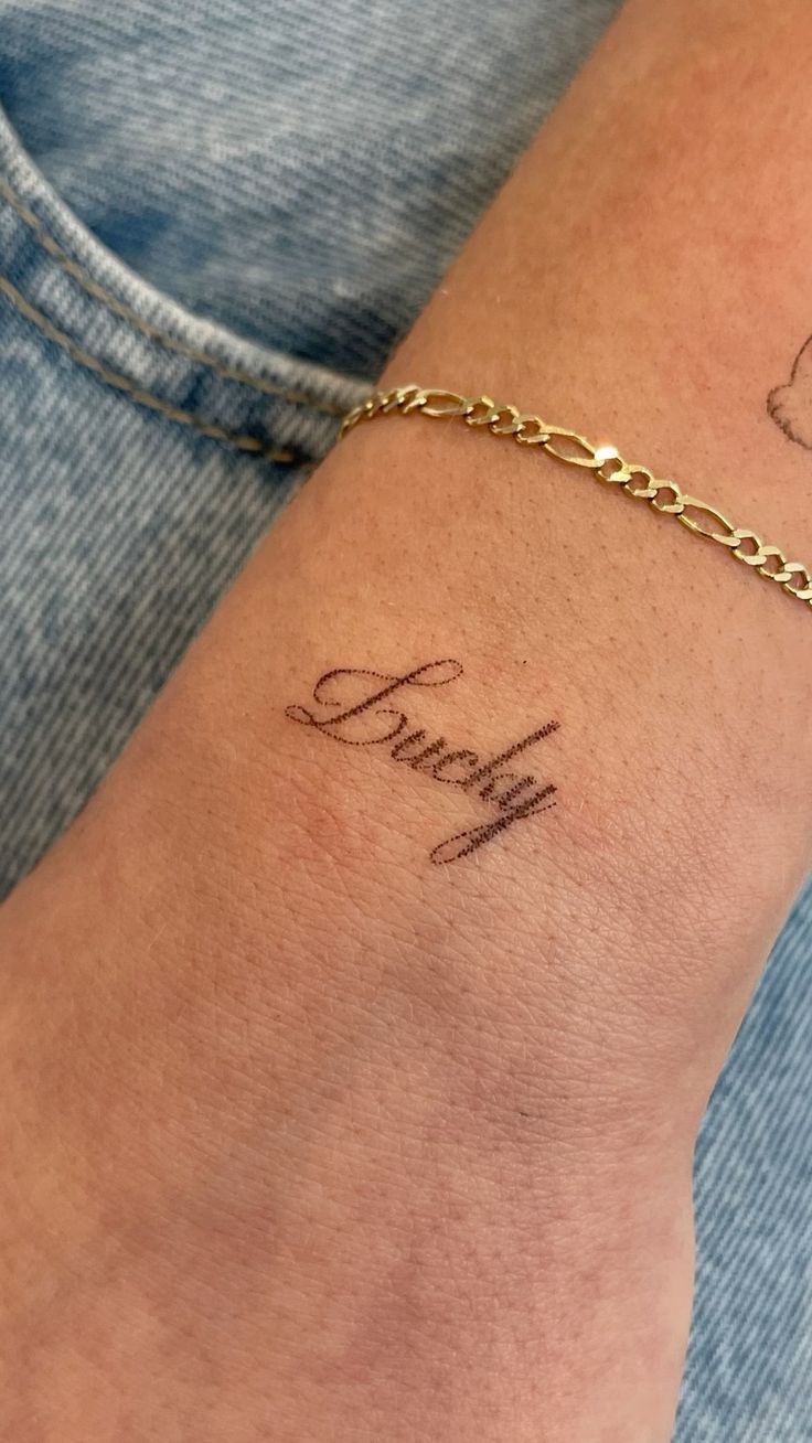 Top 555+ hình xăm chữ ở tay độc đáo và ấn tượng - Genztattoo