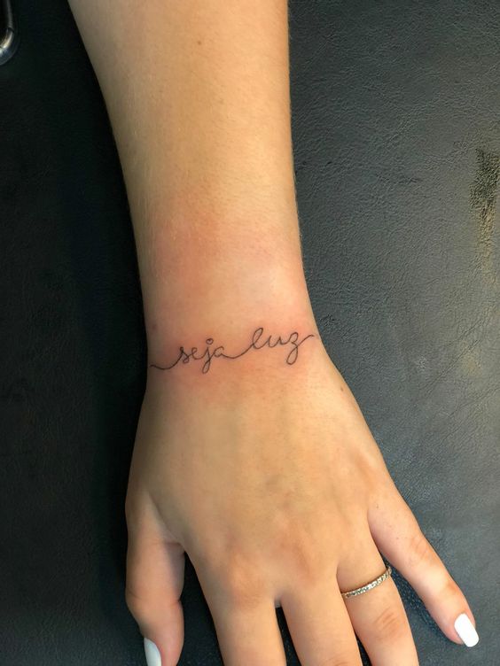 Top 555+ hình xăm chữ ở tay độc đáo và ấn tượng - Genztattoo