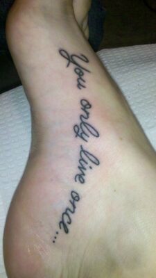 vị trí xăm chữ you only live once độc đáo