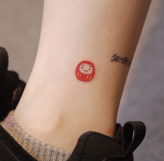 150 mẫu hình xăm daruma ở chân cầu may mắn đẹp tuyển chọn - Genztattoo
