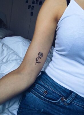 111+ hình xăm hoa đơn giản tinh tế cho nam và nữ - Genztattoo