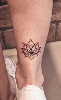 111+ hình xăm hoa đơn giản tinh tế cho nam và nữ - Genztattoo