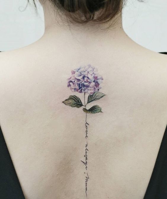 Mẫu hình xăm hoa lưng gợi cảm cho nữ Mẫu hình xăm hoa sau lưng gợi cảm cho nữ