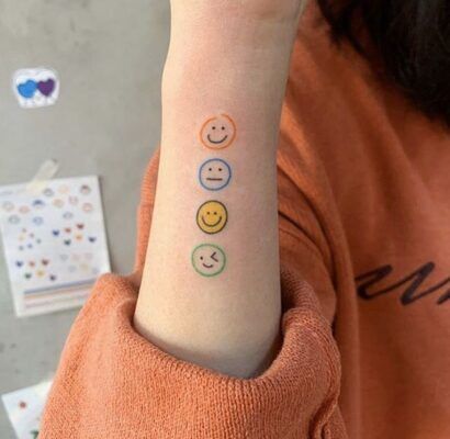 bộ sưu tập mặt cười siêu xinh xăm dọc cẳng tay