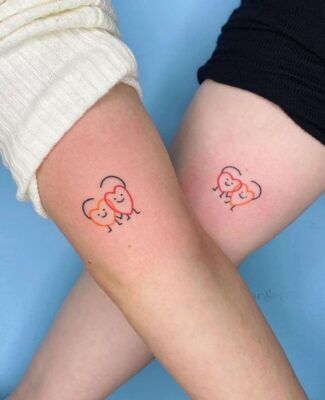 kiểu tattoo cẳng tay mẫu mặt cười cho cặp đôi