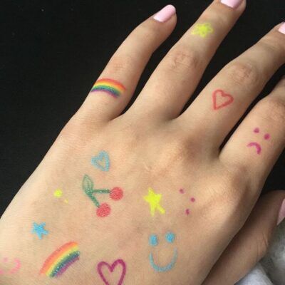 tattoo bàn tay mẫu mặt cười siêu đáng yêu