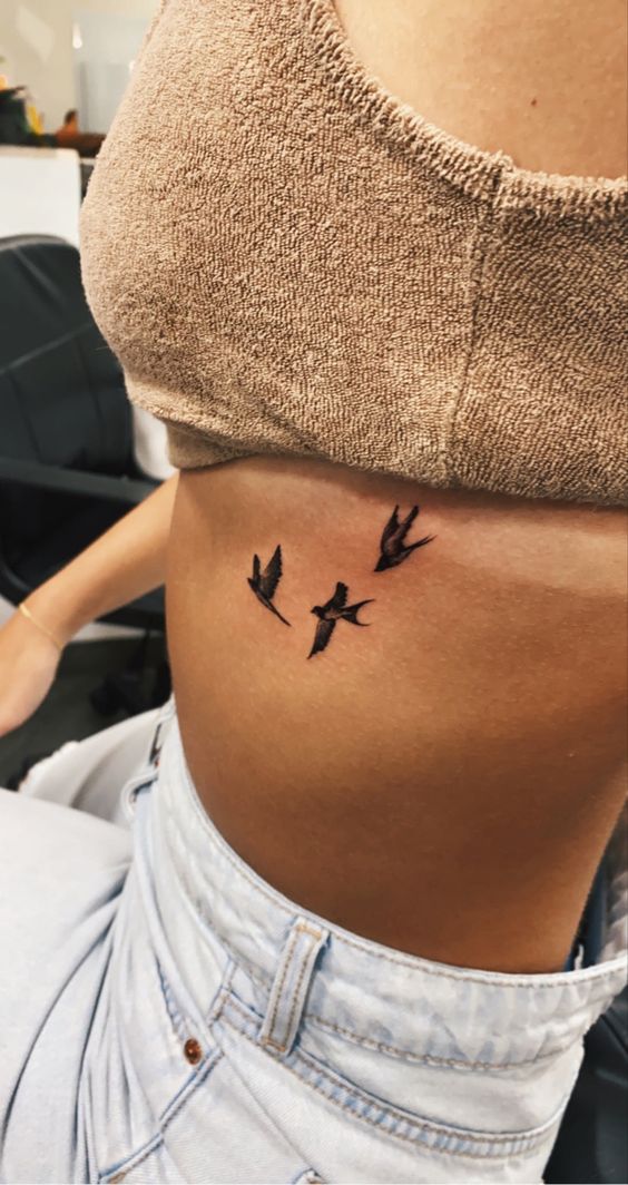 100 hình xăm mini ở mạn sườn cho nữ tạo dấu ấn đặc biệt - Genztattoo