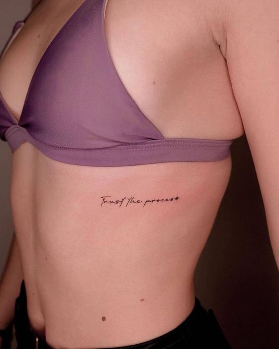 100 hình xăm mini ở mạn sườn cho nữ tạo dấu ấn đặc biệt - Genztattoo