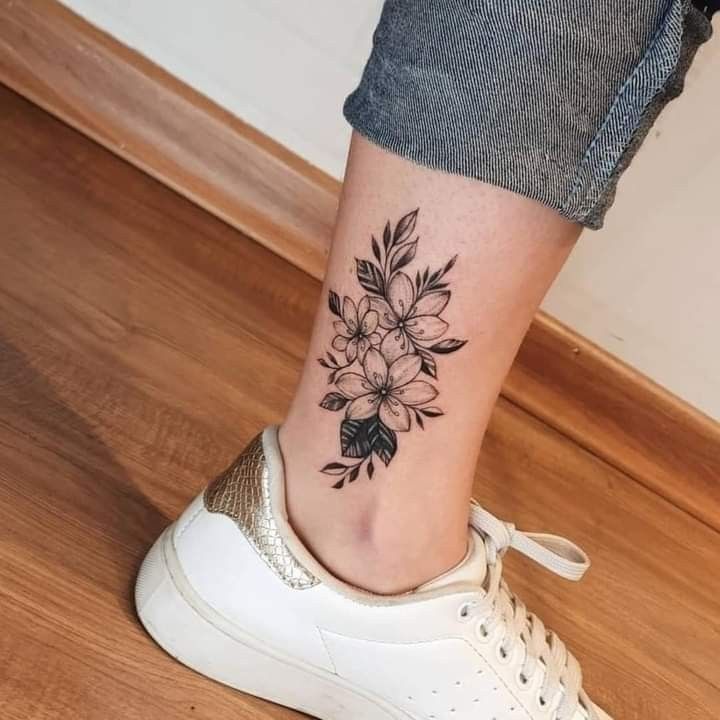 đẹp với mẫu hình xăm hoa lá nữ tính đẹp mắt với mẫu tattoo hoa lá nữ tính