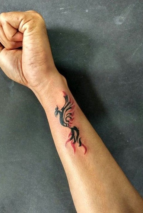 Hình xăm phượng lửa nhỏ trên mẫu 2 cổ tay hình xăm phượng hoàng lửa mini ở cổ tay mẫu 2