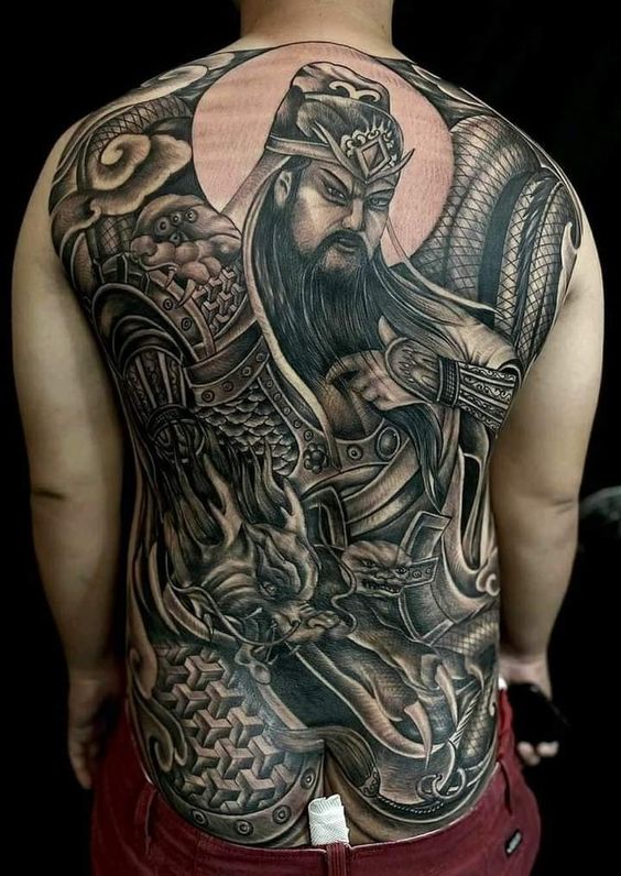 Khách hàng có hình xăm Quan Vũ che kín toàn bộ lưng khách xăm hình xăm quan vũ kín lưng