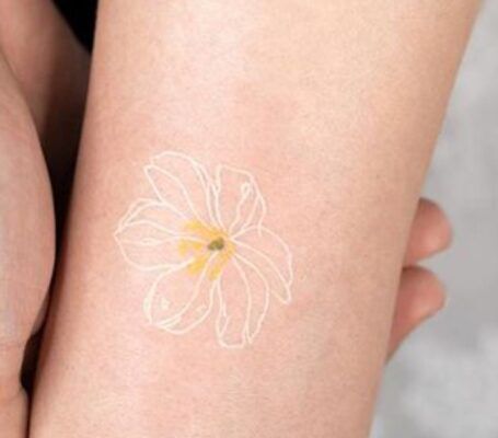 thể hiện sự thanh khiết và trong sáng