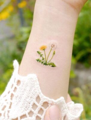 mẫu tattoo khóm hoa cúc mini