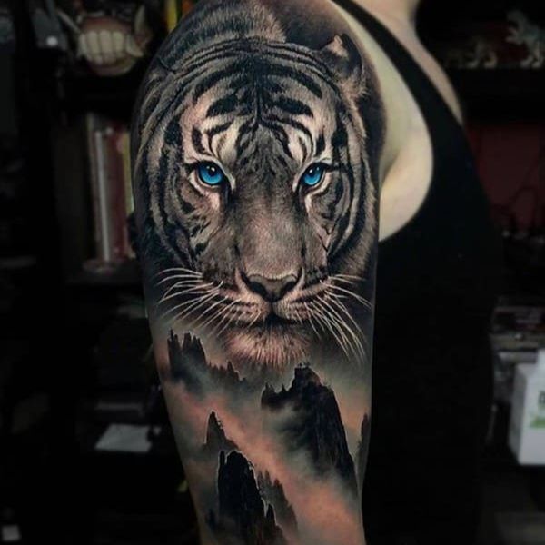 Tattoo hổ bắp tay