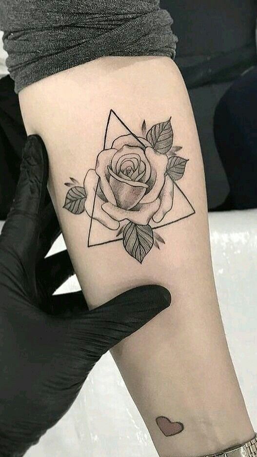200 hình xăm hoa hồng mini chọn lọc cực đẹp - Genztattoo