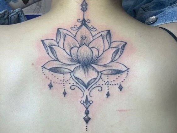 Mẫu hình xăm hoa sen mandala sexy Mẫu hình xăm hoa sen mandala sexy