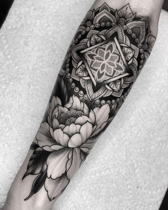 Hình xăm hoa mandala phong cách Hình xăm hoa mandala phong cách