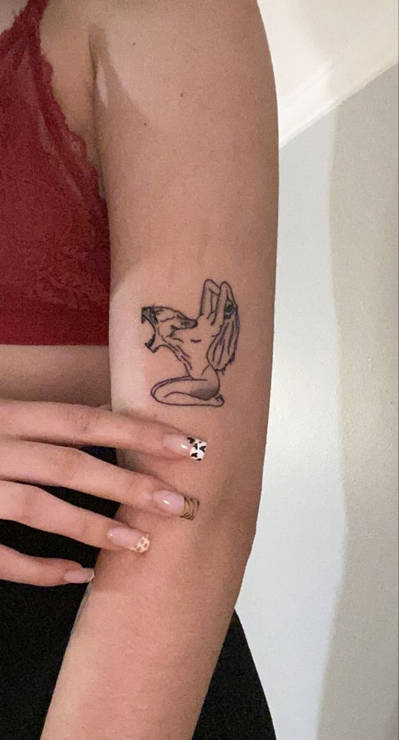 250 hình xăm cô gái mini xăm tay vai ý tưởng - Genztattoo