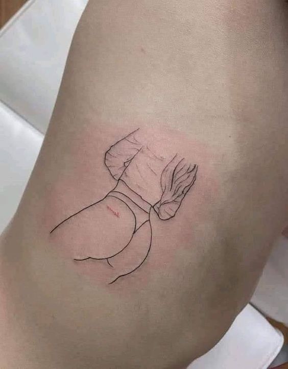 250 hình xăm cô gái mini xăm tay vai ý tưởng - Genztattoo