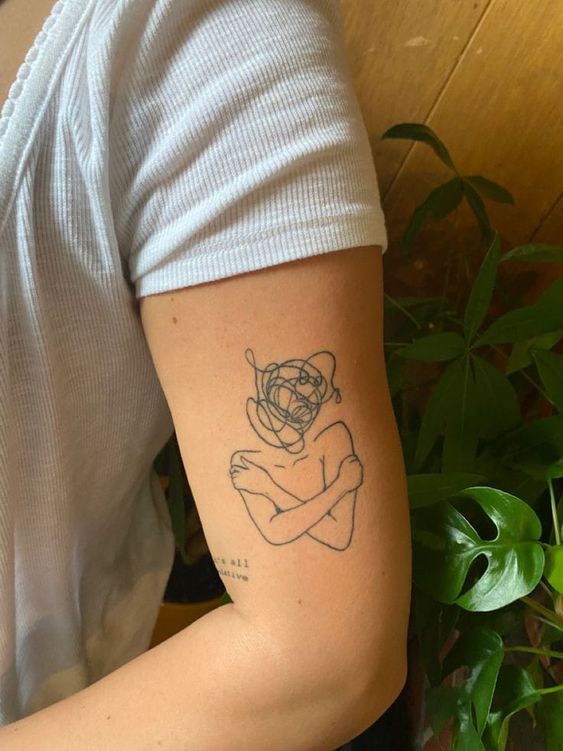 250 hình xăm cô gái mini xăm tay vai ý tưởng - Genztattoo