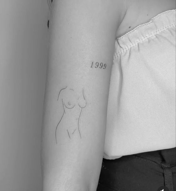 250 hình xăm cô gái mini xăm tay vai ý tưởng - Genztattoo