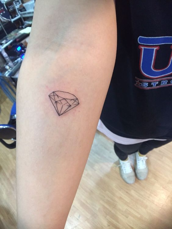 Trọn bộ 666+ hình xăm kim cương sang trọng và lấp lánh - Genztattoo