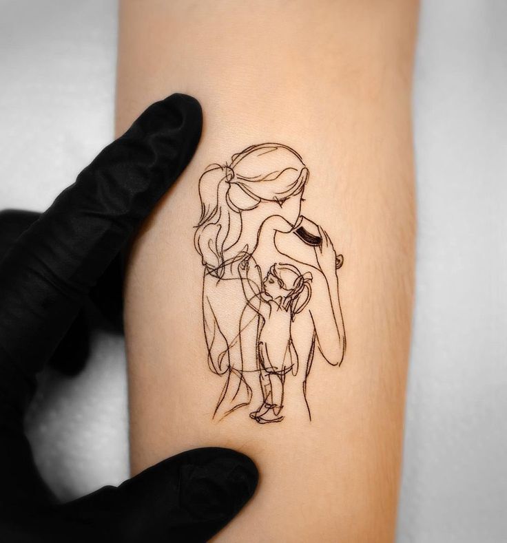 mẫu tattoo thể hiện sự đồng nhất giữa mẹ và con