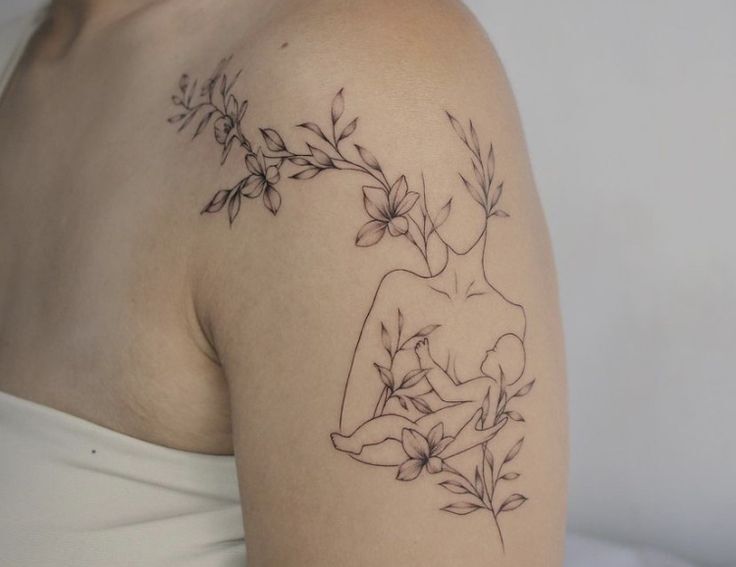 mẫu tattoo nghệ thuật về tình mẹ con