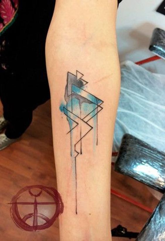 tattoo mini tam giác cực đẹp