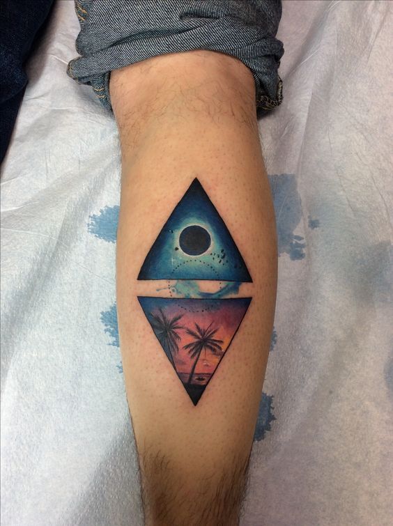 tattoo mini tam giác khung cảnh thiên nhiên
