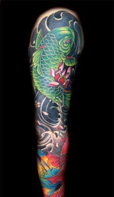 thể hiện cá tính với kiểu tattoo kín tay mẫu cá chép