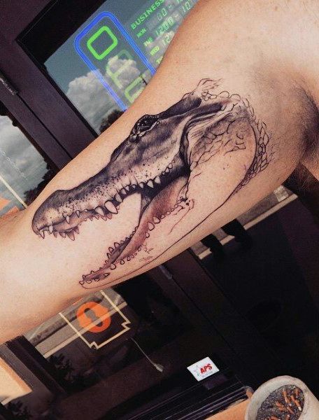 xăm mặt cá sấu ở tay cho nam xăm mặt cá sấu ở tay cho nam