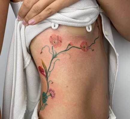 hình xăm cành hoa mảnh ở bên hông dành cho phụ nữ Top 888+ hình xăm bên hông siêu cuốn hút - Genztattoo