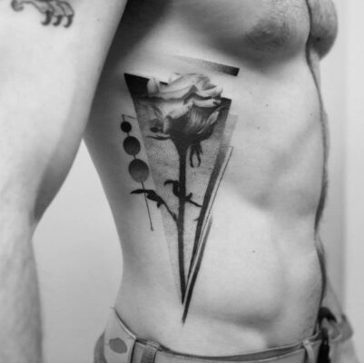 Hình hoa hồng cực ngầu ở bên cạnh Top 888+ hình xăm bên hông siêu cuốn hút - Genztattoo