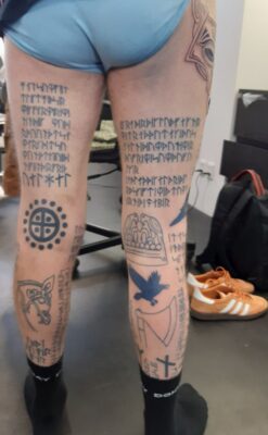 Hình xăm chữ rune cổ trên đùi Top 777+ hình xăm cổ ngữ rune độc lạ và ấn tượng - Genztattoo