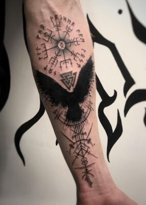 Hình xăm chữ rune cổ tạo bùa hộ mệnh Top 777+ hình xăm cổ ngữ rune độc lạ và ấn tượng - Genztattoo