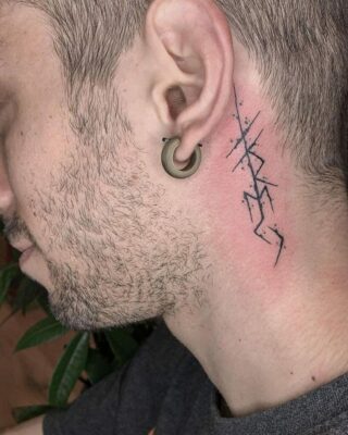 Hình xăm hệ thống ngôn ngữ rune sau tai Top 777+ hình xăm cổ ngữ rune độc lạ và ấn tượng - Genztattoo