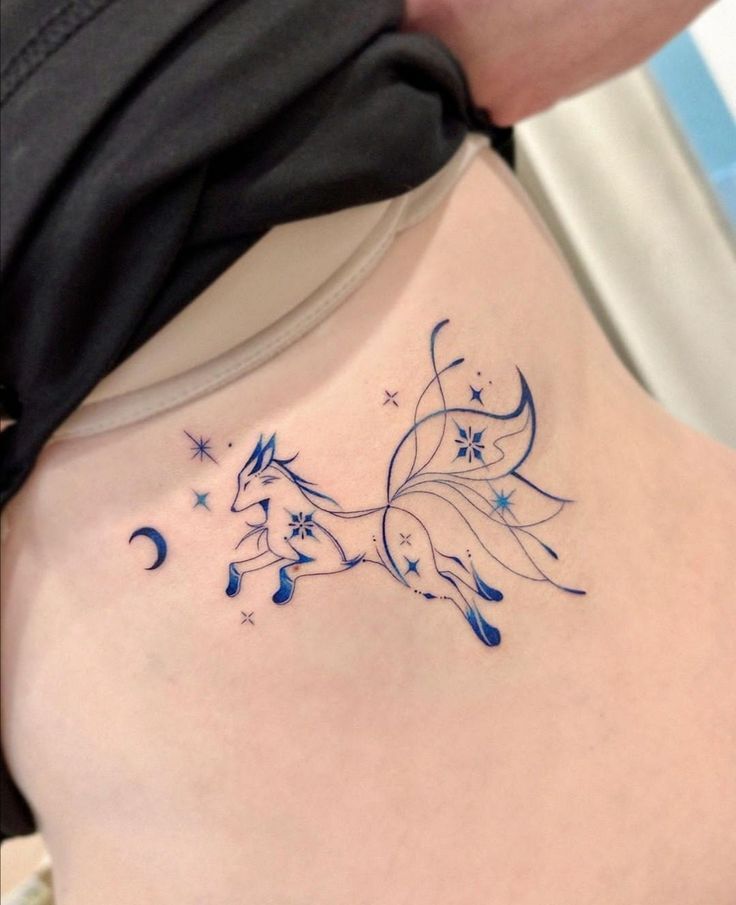 tattoo mini cáo 9 đuôi xinh yêu