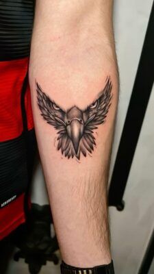 Hình xăm đại bàng mang ý nghĩa trí tuệ hình tattoo đại bàng biểu tượng sự thông tuệ