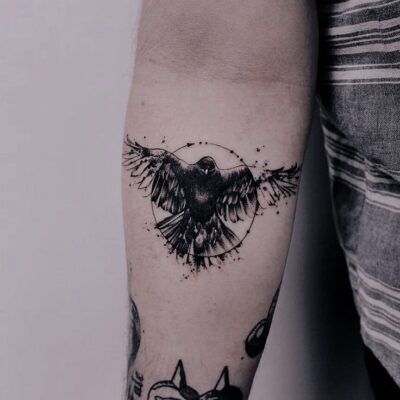 Kiểu xăm đại bàng tượng trưng cho lòng dũng cảm kiểu tattoo đại bàng biểu tượng lòng can đảm