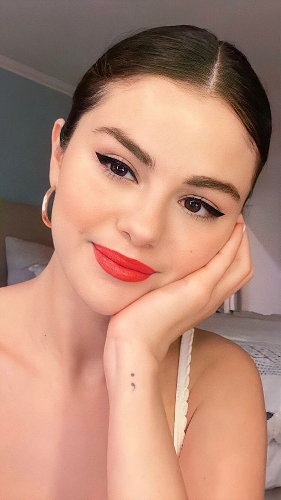 Hơn 300+ hình xăm dấu chấm phẩy hot trend gần đây - Genztattoo