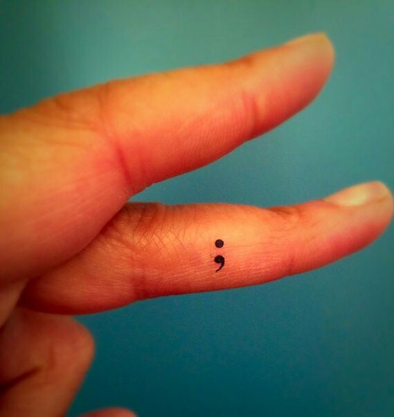 Hơn 300+ hình xăm dấu chấm phẩy hot trend gần đây - Genztattoo
