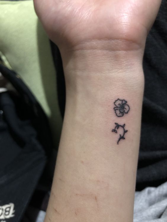 Hơn 300+ hình xăm dấu chấm phẩy hot trend gần đây - Genztattoo