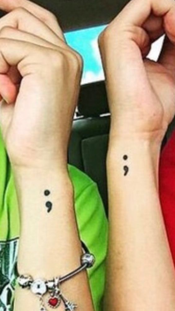 Hơn 300+ hình xăm dấu chấm phẩy hot trend gần đây - Genztattoo